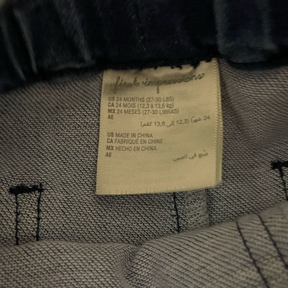 2T Macys Jeans - Picture 2 of 3
